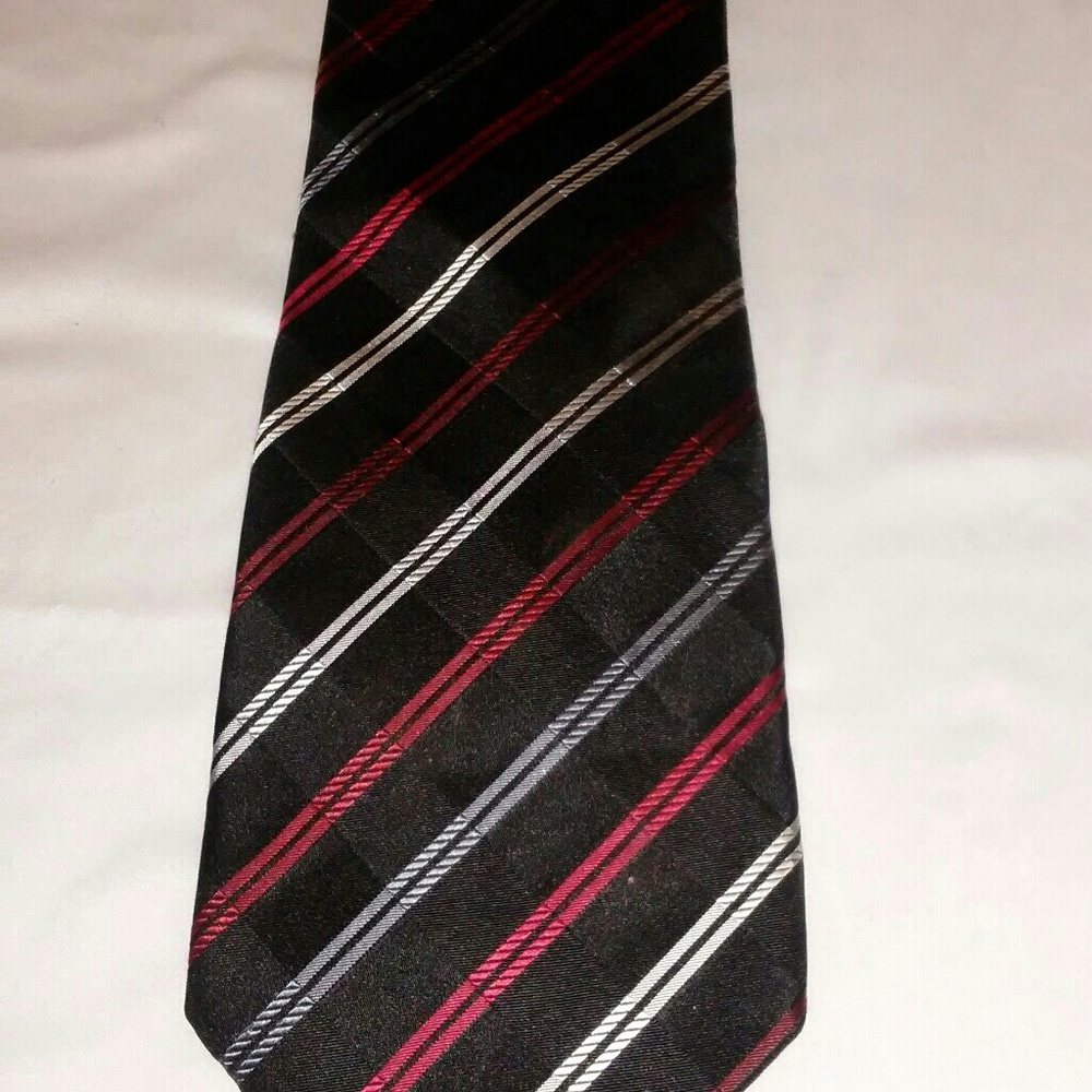 GEOFFREY BEENE  TIE
